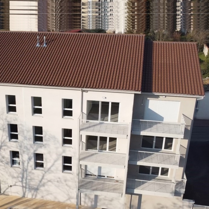 image site carré rognée.jpg